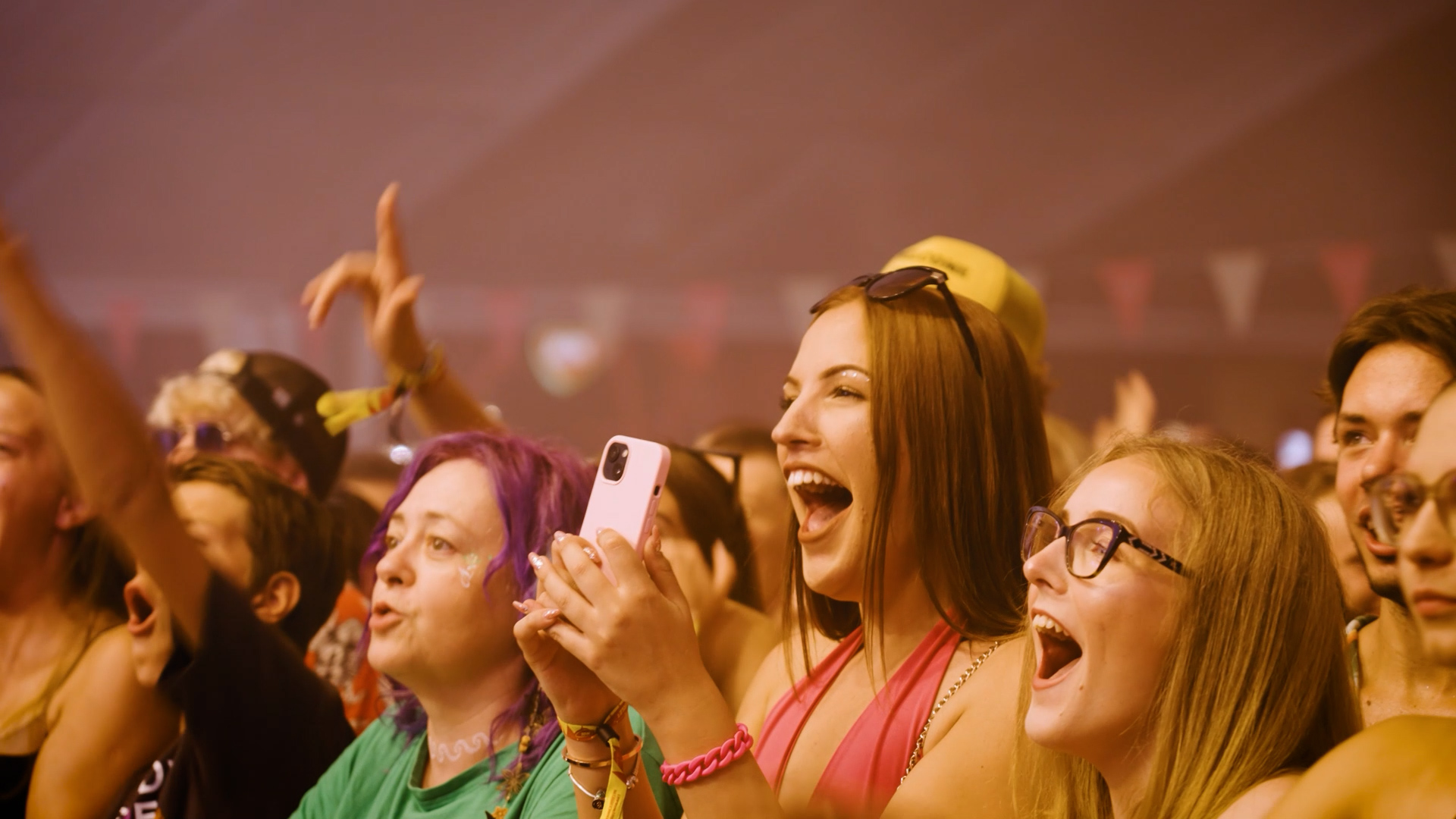 strand_bulizó fiatalok_2